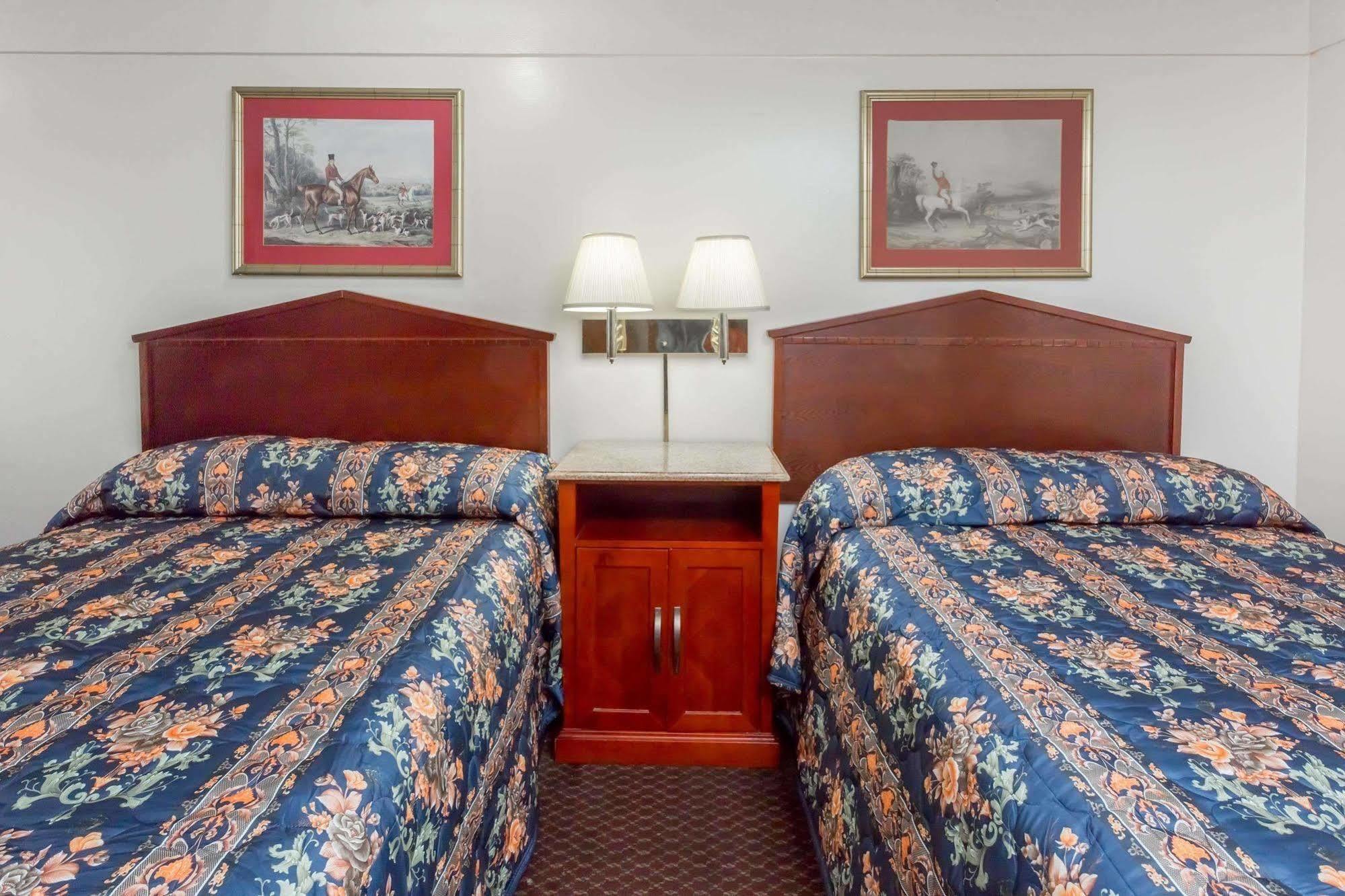 Knights Inn - Cayce Екстер'єр фото